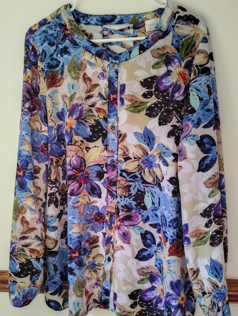 Cupio Blue and Cream Floral Button-Front Women's Shirt XL